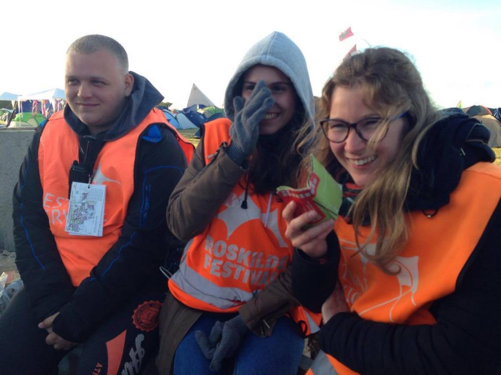 Volunteering 4 Life participants contributing to Roskilde Festival's "Orange Feeling"